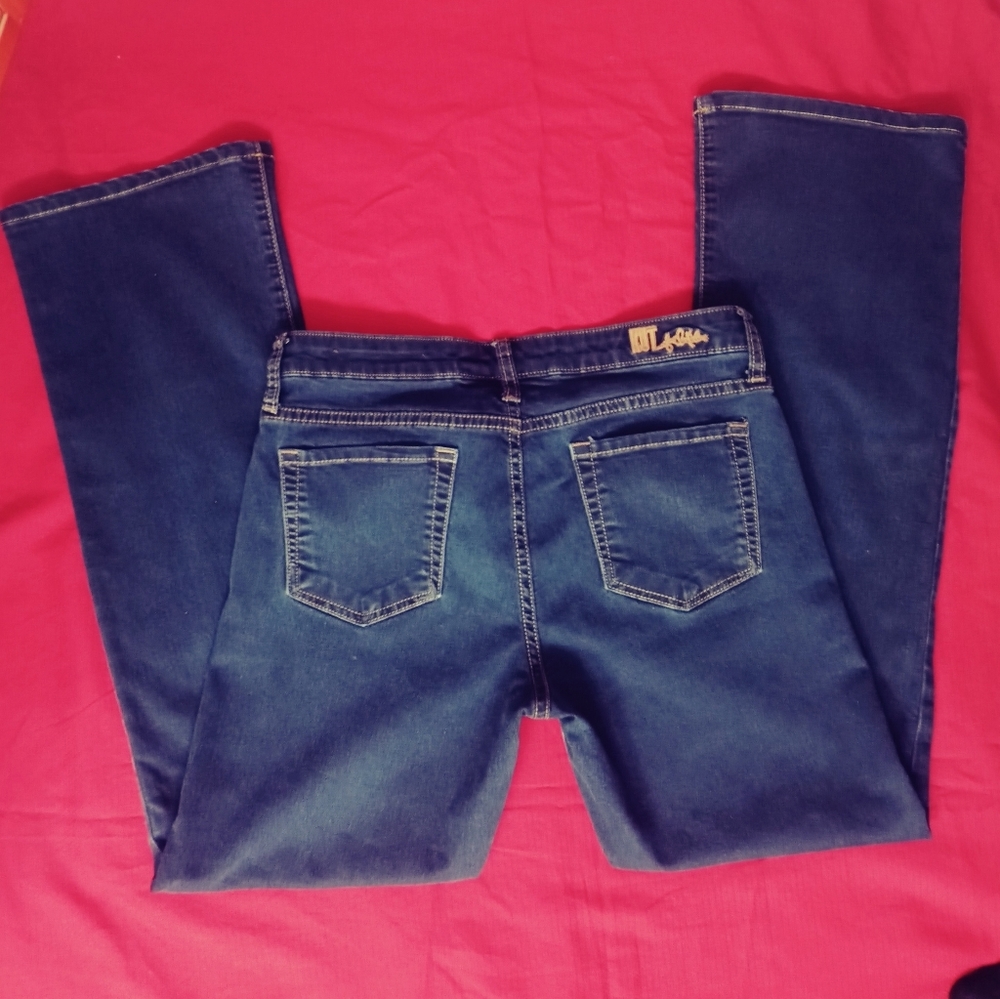 Kut from the Kloth Ali Fit and Flare Jeans size 6